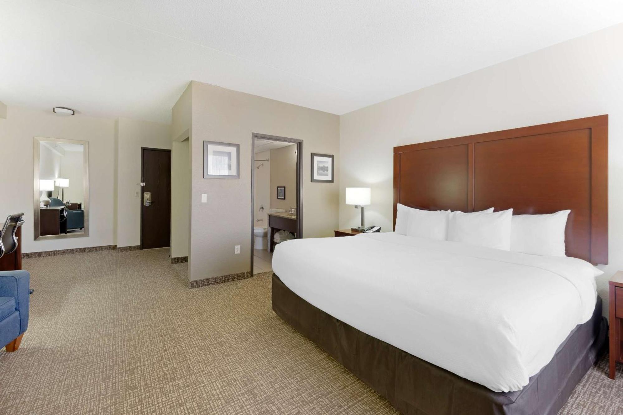 Comfort Inn & Suites Ουιτσιτά Εξωτερικό φωτογραφία