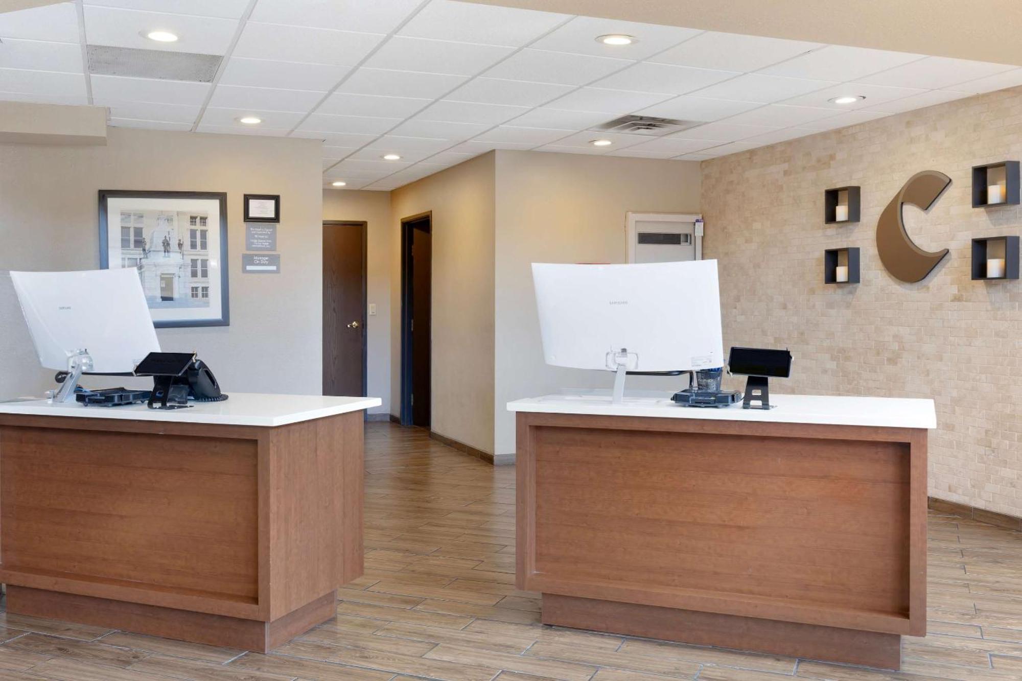 Comfort Inn & Suites Ουιτσιτά Εξωτερικό φωτογραφία