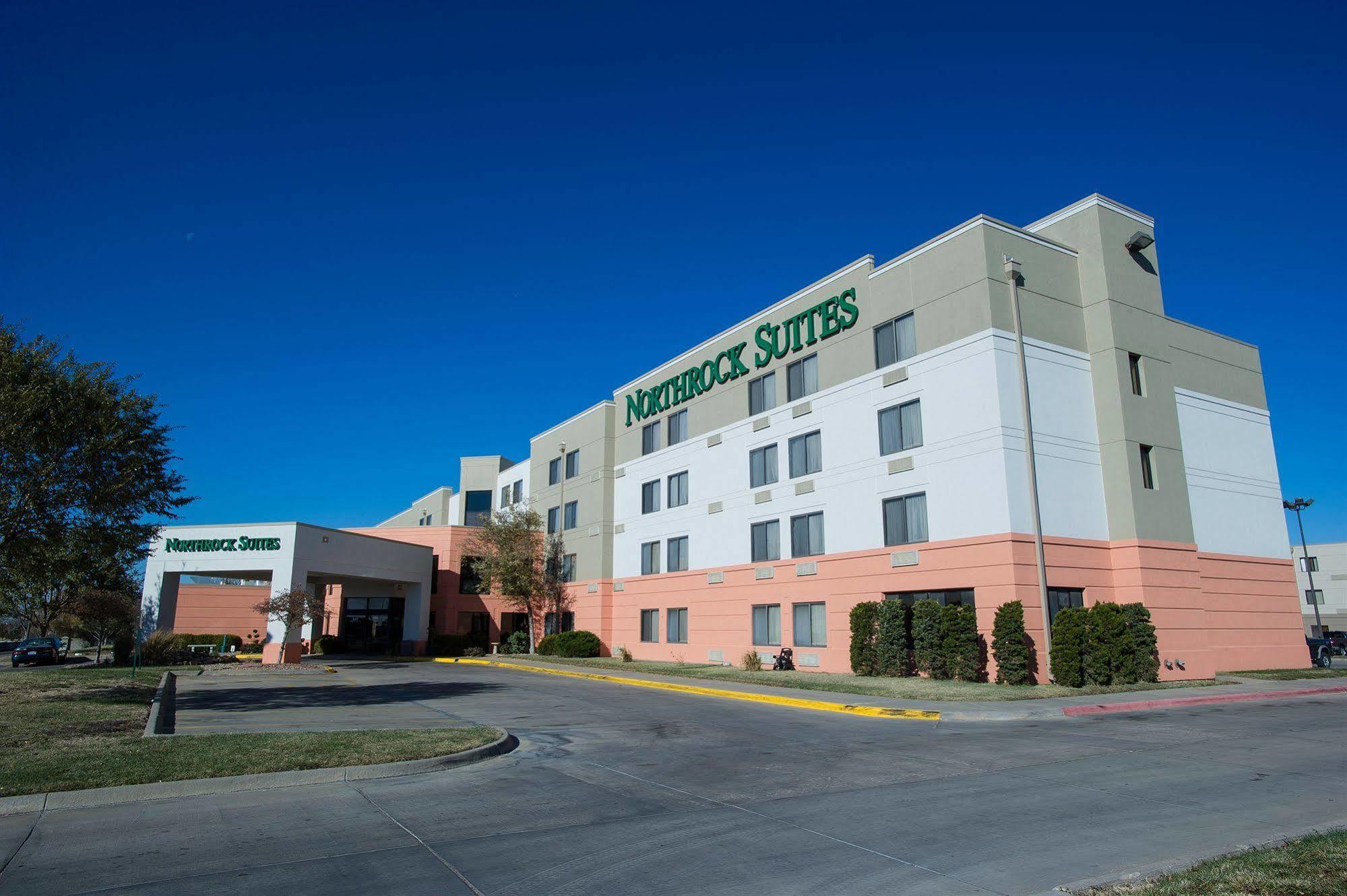 Comfort Inn & Suites Ουιτσιτά Εξωτερικό φωτογραφία